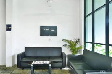 OYO 5328 Cloud 7 Serviced Apartements