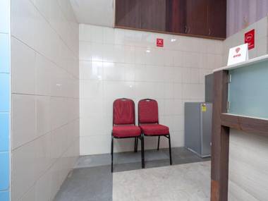 OYO 16596 Akash Inn Elite