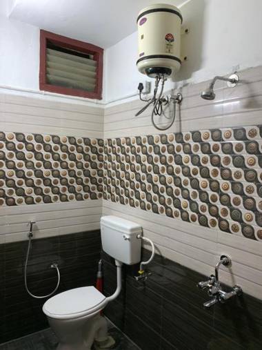 TEMPLE TREE Next to Apollo & SANKARA NETHRALAYA HOSPITALS