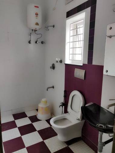 Swarna Sudarshan Service Apartments Sholinganallur