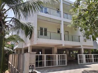 THE POSH RESIDENCY ECR