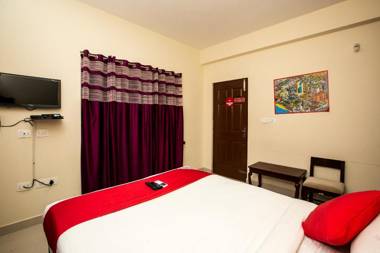 OYO 15701 River View Residency