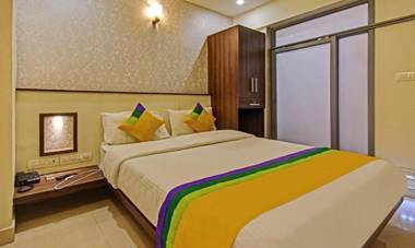 Treebo Trip Deluxe Inn Pondibazar