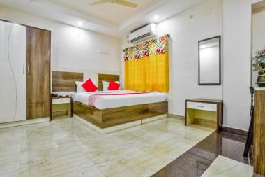 OYO 11674 KB Residency Anna Nagar
