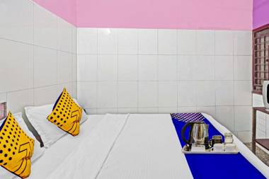 SPOT ON 45468 Kumarans Inn