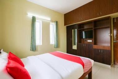 OYO 62861 Shriram Residency