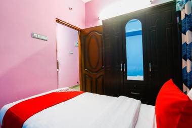 OYO Flagship 61501 The Sunshine