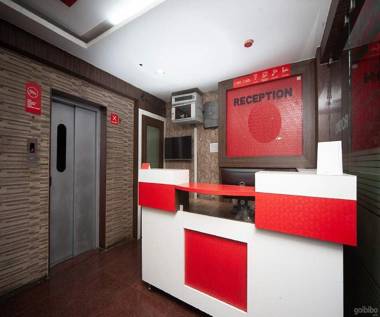 Silver Cloud Hotel-Vaccinated Staff