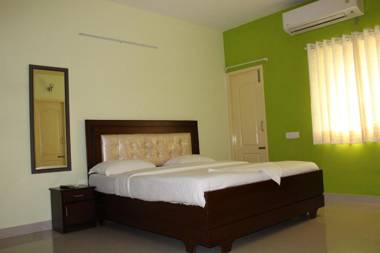 Phoenix Serviced Apartment - Sai Illam