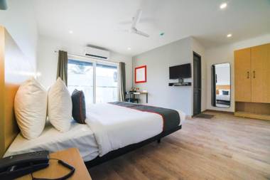 OYO Townhouse 211 Laguna Ecr