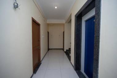 OYO 79252 INN34 Porur