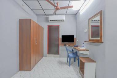 OYO 79516 Skyry Hotels