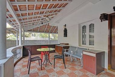 OYO Homes 80050 Dakshin Villa ECR