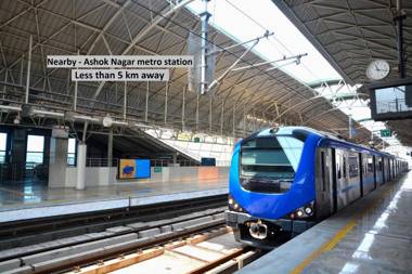 OYO Flagship 73612 Home Tree Service Apartments