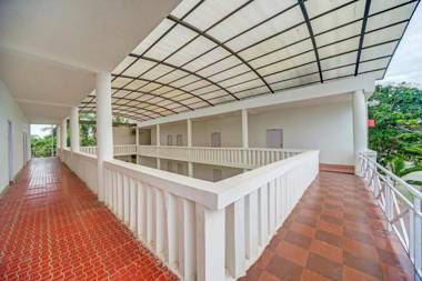 Capital O 81676 Ecr Binny's Resort