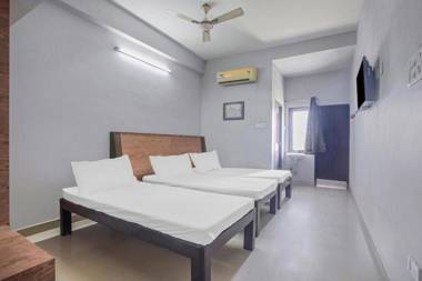 OYO 82132 GSR Residency