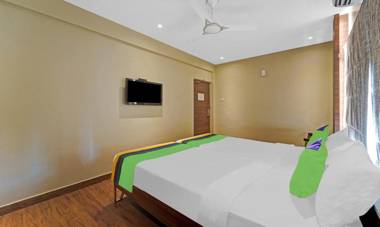 Upar Hotels Cinecity Kodambakkam Nearby RAGHAVENDRA MANDAPAM