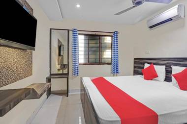 OYO Flagship 84116 Grand Residency