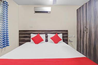 OYO Flagship 84116 Grand Residency