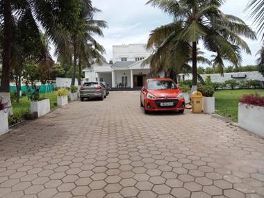 Truliv Villa Cabana