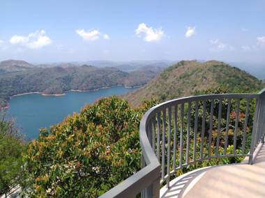 Laurel Heights Resort Idukki