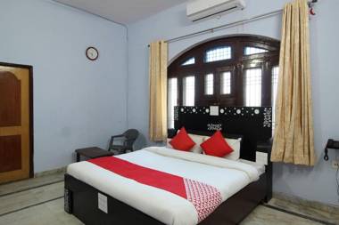 OYO Flagship 37189 Hotel Pink Haveli