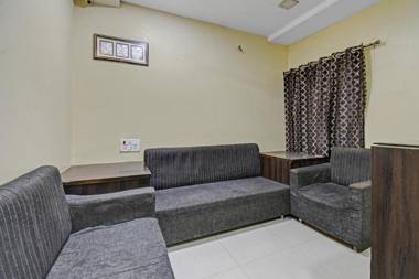 OYO 86861 Hotel Ramraj Inn