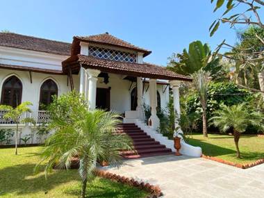 Villa Lou Old Portuguese House 1903 With Pool
