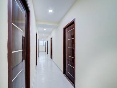 OYO Flagship 15932 Malkajgiri