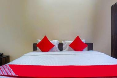 OYO 63323 Hotel Galaxy Inn