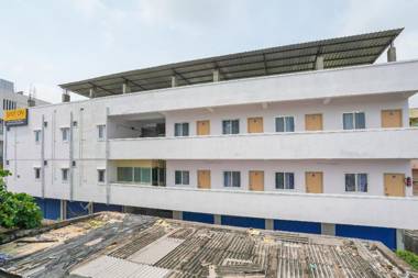 SPOT ON 61855 R S V Hotels