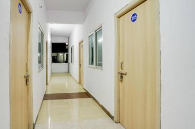 SPOT ON 61855 R S V Hotels