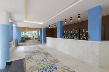 Varca Le Palms Beach Resort