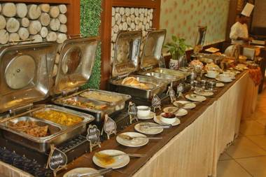 Hotel Gateway Grandeur