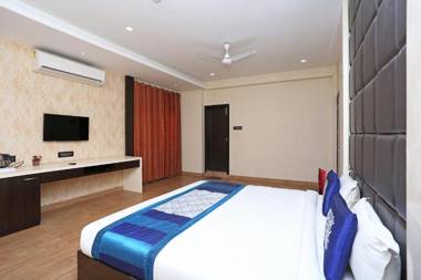 CAPITAL O 10292 Niharika Guest House