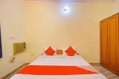 OYO 67331 Kusum Lodge