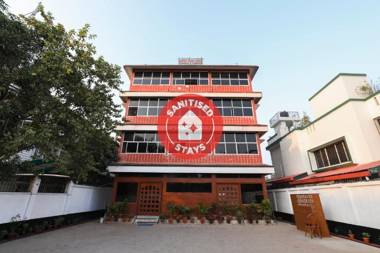 OYO 70029 Super Star Lodge