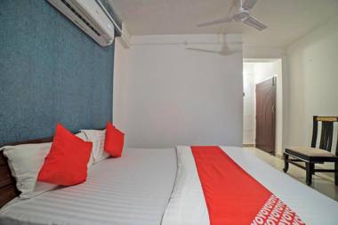 OYO 63144 Highland Manor