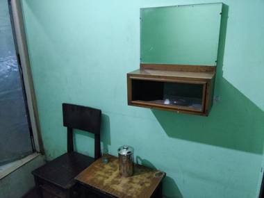 SPOT ON 73656 Hotel Gajraj