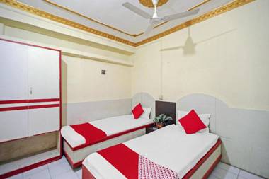 OYO 76557 Alpine Lodge