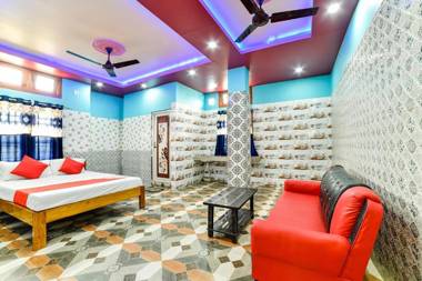 OYO Flagship 78404 Ds Guest House