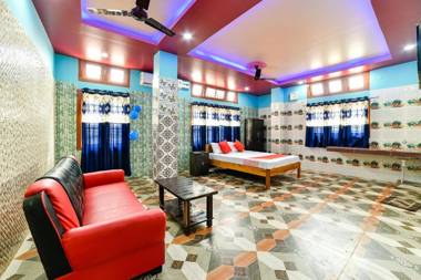 OYO Flagship 78404 Ds Guest House