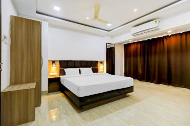 Capital O 69272 The Apple Tree