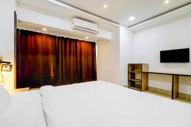 Capital O 69272 The Apple Tree