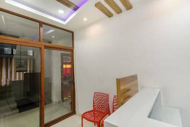 OYO 87954 Borluit Lodge