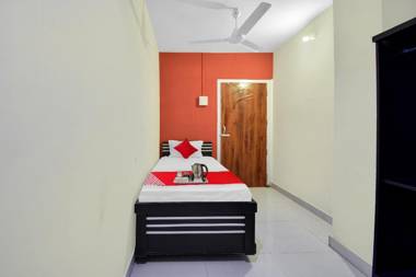 OYO 90031 Royal Regency