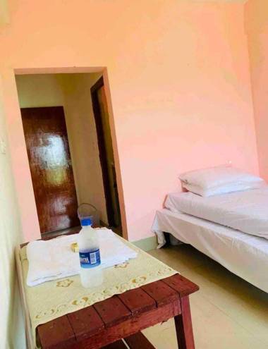 POP 91999 The View Homestay