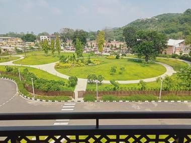 Ramada Encore by Wyndham Statue of Unity