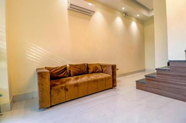 FabHotel Prime K9 Regency