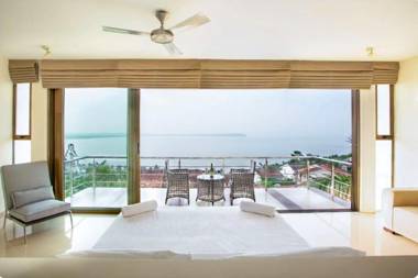 EKO STAY Gold- Salt Water Villa